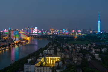呼和浩特市里边的旅游景点有哪些